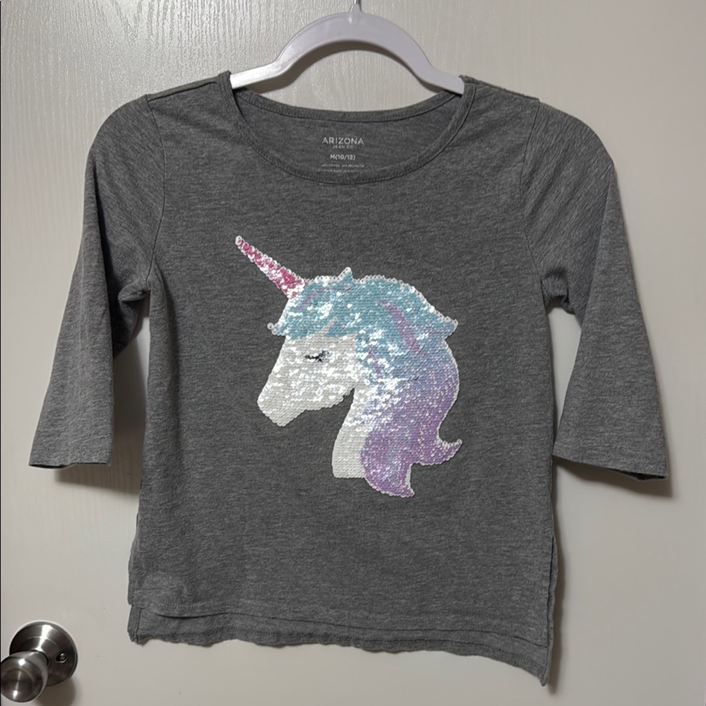 Arizona Jean Company Kids Gray Unicorn Sequin Top Size M (10-12)